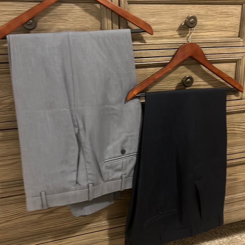 Two pair of 36/30 Perry Ellis linen blend slacks